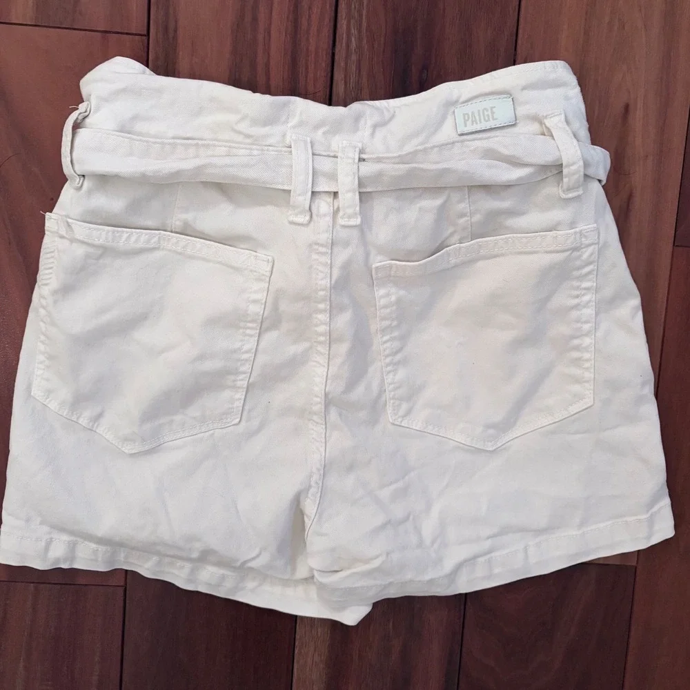 PAIGE Anessa Paperbag Waist Tie Front Shorts Cream Lyocell Blend Size 29 - Picture 7 of 7